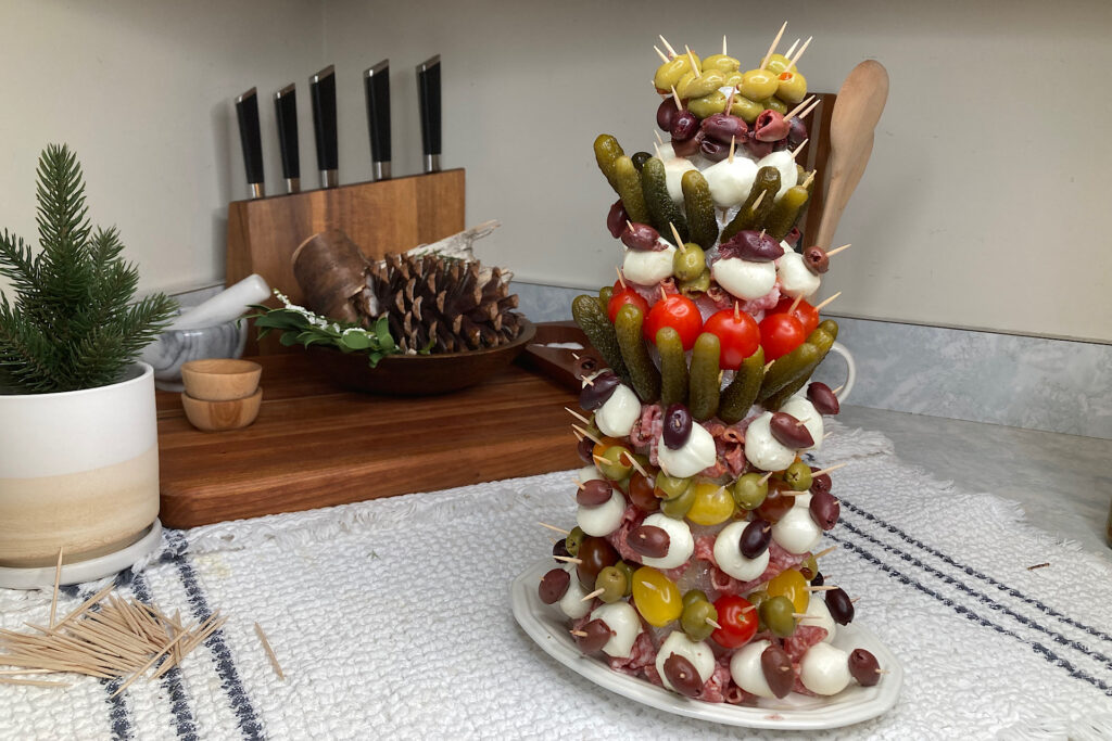 Christmas Appetizer Tree - latebloomerinbakerville